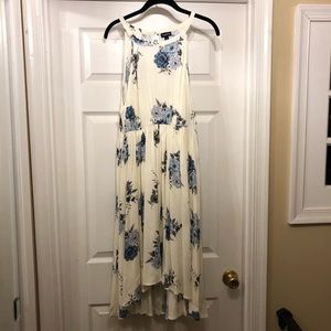 NWT Torrid Floral Midlength Dress